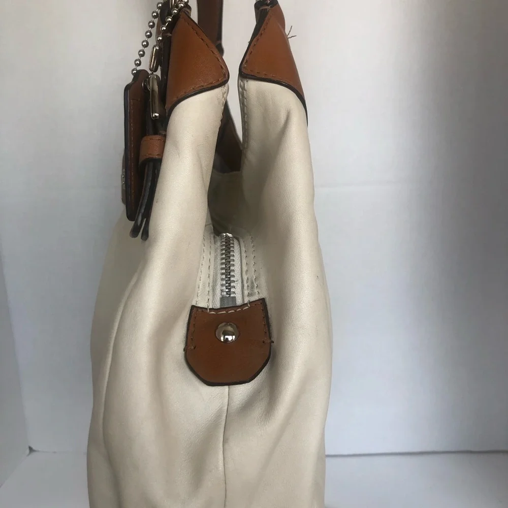 Coach F19453 White Leather Hobo Bag